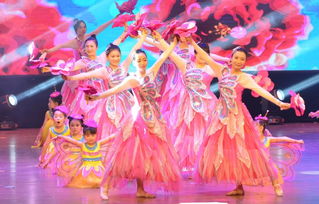 幼儿园师生同台表演超精彩 载歌载舞庆六一