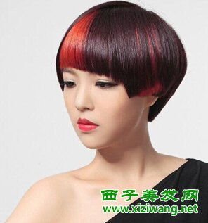 蘑菇头女生短发发型 最流行时尚短发图片 