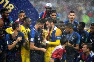 法国2022世界杯首发阵容(法国2022世界杯首发阵容表)