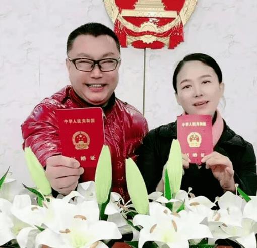 52岁尹相杰官宣结婚 女方身份曝光被指配不上,于文华为红娘
