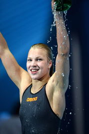 女子50米蛙泳半决赛 立陶宛选手破纪录 